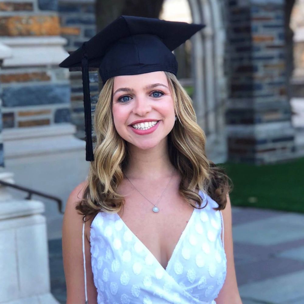 Meet your Posher, Gaby